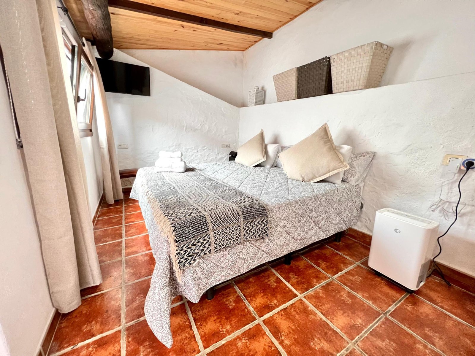 Schönes und ruhiges Appartement mit Patio und eigenem Parkplatz zu vermieten