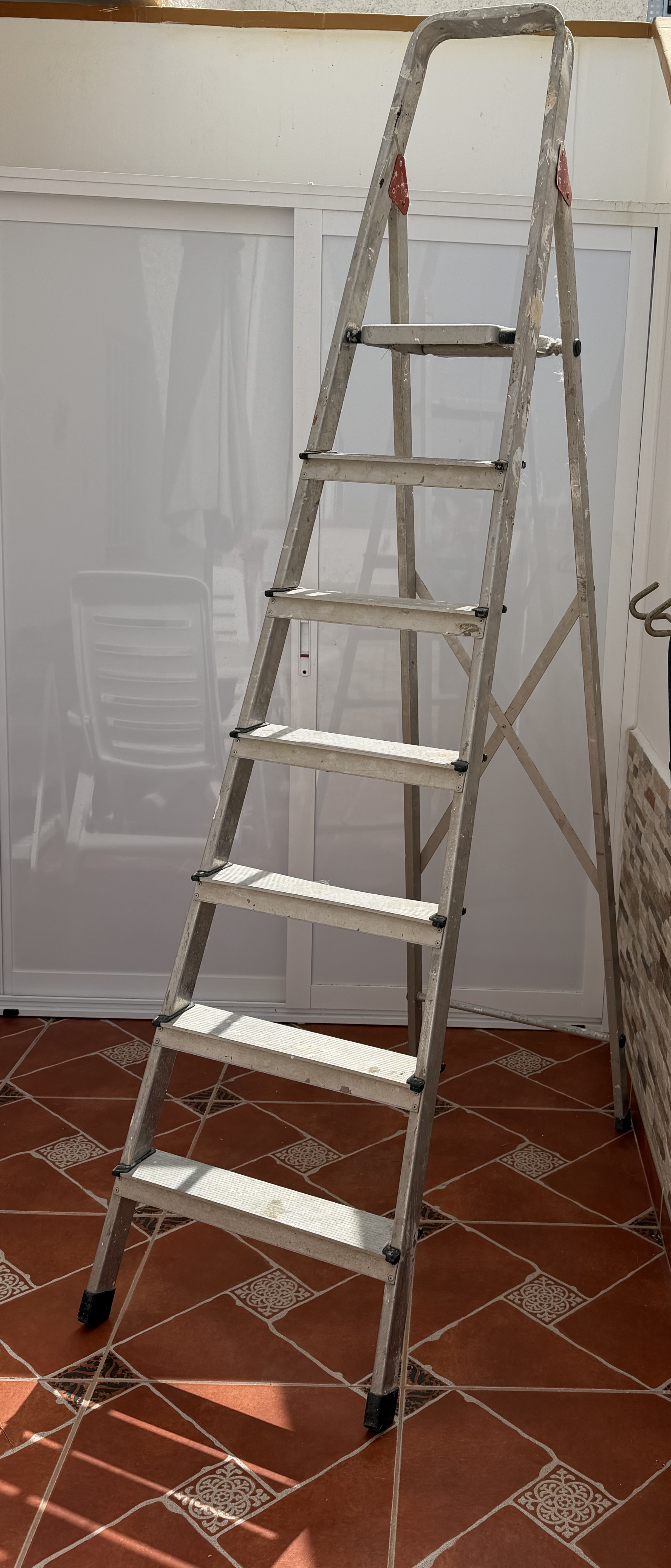 Aluminiumstehleiter 2 Meter
